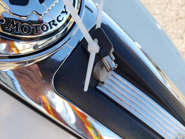 1HD1FC4168Y615381 - 2008 HARLEY-DAVIDSON FLHTCUI 白色 照片 8