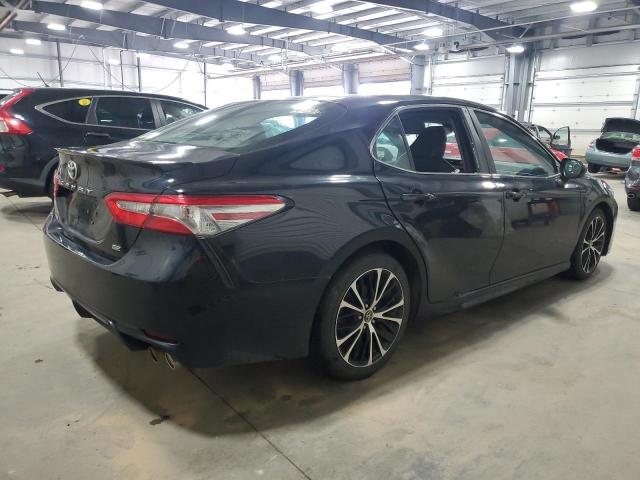 4T1B11HK4JU038032 - 2018 TOYOTA CAMRY L BLACK photo 3