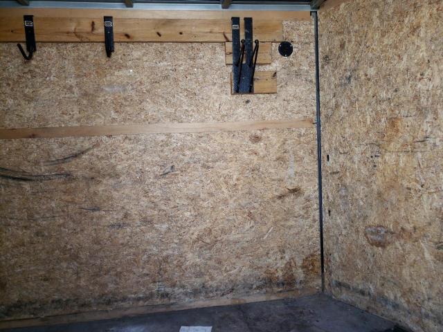 575200F23GT315367 - 2016 WELLS CARGO ENCLSDTRLR თეთრი ფოტო 5