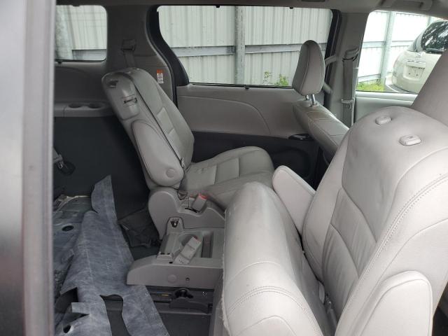 5TDYZ3DC3KS992553 - 2019 TOYOTA SIENNA XLE Արծաթագույն լուսանկար 11