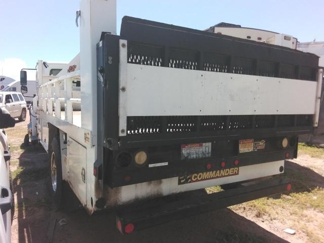 1FVACXDU8BHBC2162 - 2011 FREIGHTLINER M2 106 MEDIUM DUTY WHITE photo 2