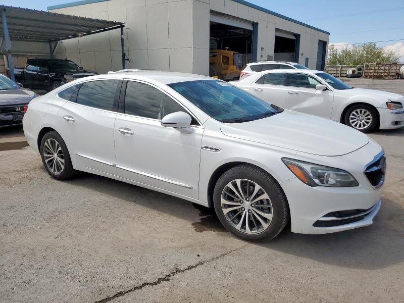 1G4ZP5SS7JU114596 - 2018 BUICK LACROSSE ESSENCE WHITE photo 4