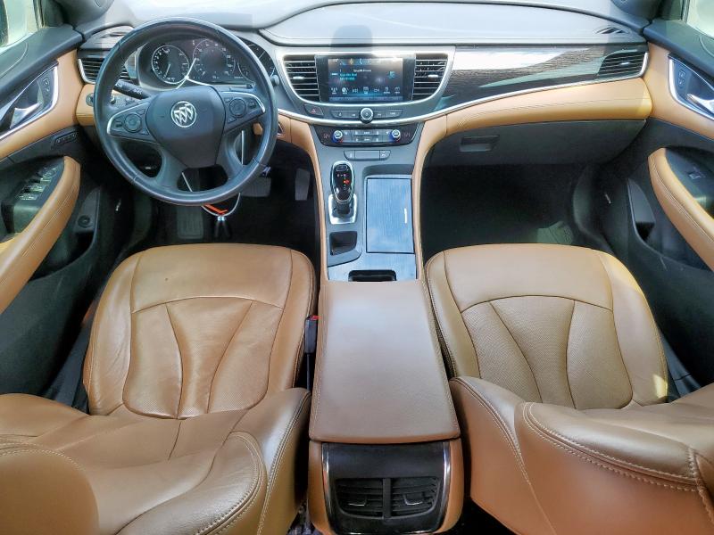 1G4ZP5SS7JU114596 - 2018 BUICK LACROSSE ESSENCE WHITE photo 8