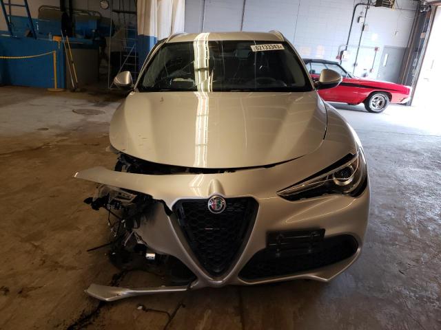 ZASPAKAN8K7C70550 - 2019 ALFA ROMEO STELVIO SILVER photo 5