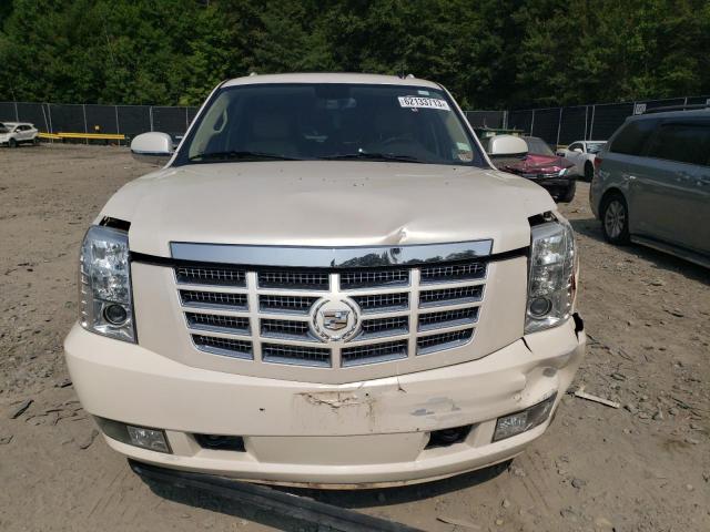 1GYS4CEF6BR383530 - 2011 CADILLAC ESCALADE PREMIUM WHITE photo 5