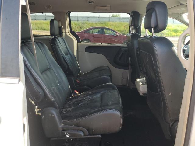 2C4RC1CG2CR364234 - 2012 CHRYSLER TOWN & COU TOURING L WHITE photo 11