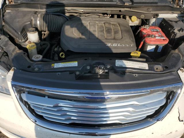 2C4RC1CG2CR364234 - 2012 CHRYSLER TOWN & COU TOURING L WHITE photo 12