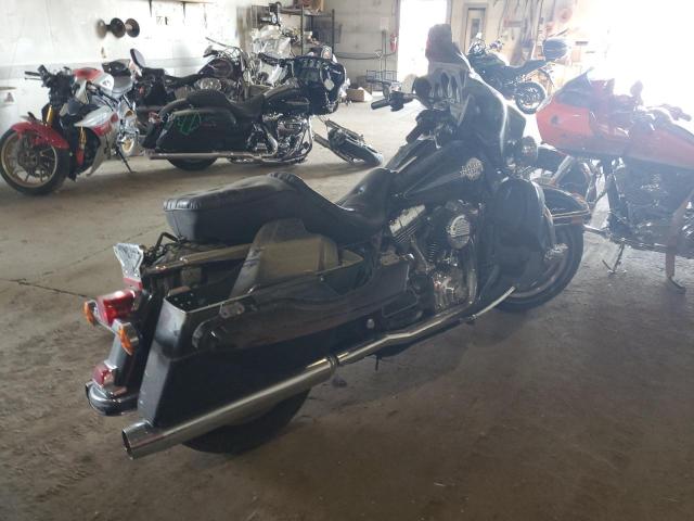 1HD1FC4167Y725202 - 2007 HARLEY-DAVIDSON FLHTCUI 黑色 照片 4