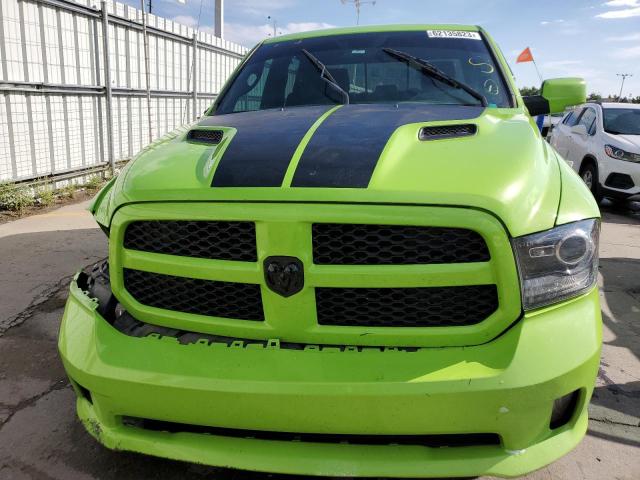 1C6RR7MT0HS778977 - 2017 RAM 1500 SPORT GREEN photo 5