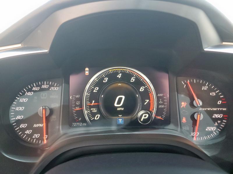 1G1YB2D75G5104618 - 2016 CHEVROLET CORVETTE STINGRAY 1LT RED photo 9