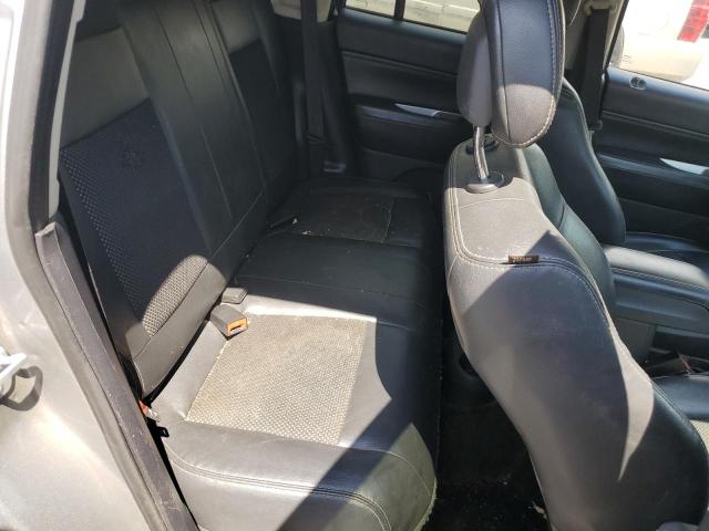 1C4NJCEA2GD612824 - 2016 JEEP COMPASS LATITUDE SILVER photo 11