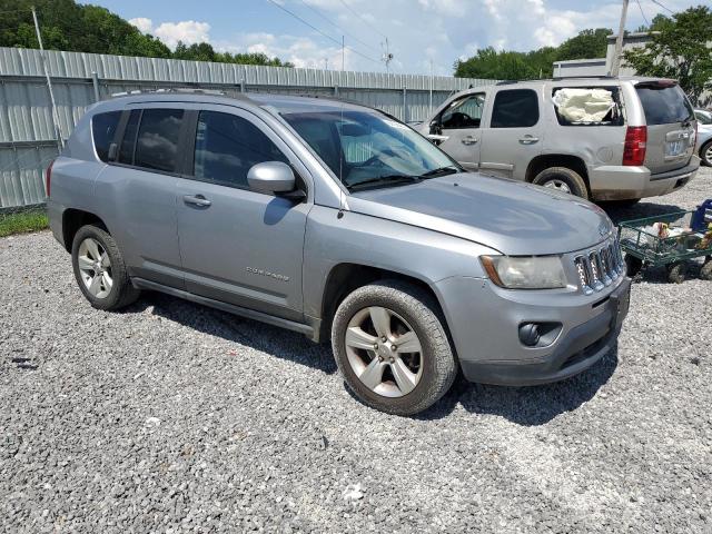 1C4NJCEA2GD612824 - 2016 JEEP COMPASS LATITUDE SILVER photo 4