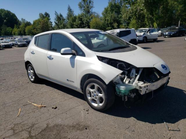 1N4AZ0CP2DC411056 - 2013 NISSAN LEAF S WHITE photo 4