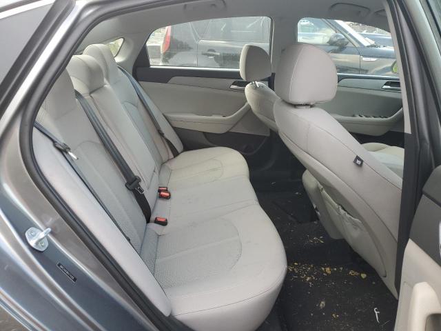 5NPE24AF8KH774318 - 2019 HYUNDAI SONATA SE Grau Foto 10