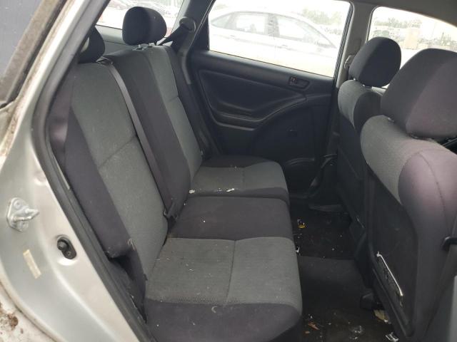 2T1KR32E24C236086 - 2004 TOYOTA MATRIX XR SILVER photo 11
