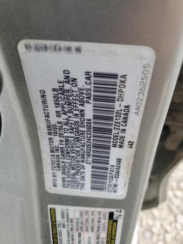 2T1KR32E24C236086 - 2004 TOYOTA MATRIX XR SILVER photo 13