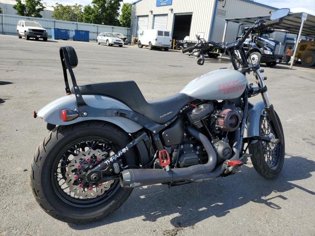 1HD1YJJ31JC043112 - 2018 HARLEY-DAVIDSON FXBB STREET BOB GRAY photo 4