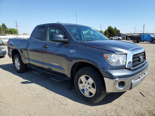 5TFBV54128X065977 - 2008 TOYOTA TUNDRA DOUBLE CAB GRAY photo 4