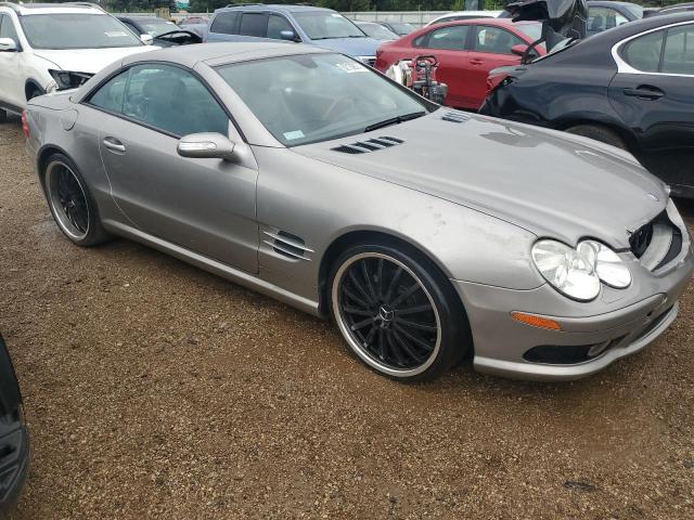 WDBSK75F16F113288 - 2006 MERCEDES-BENZ SL 500 SILVER photo 4