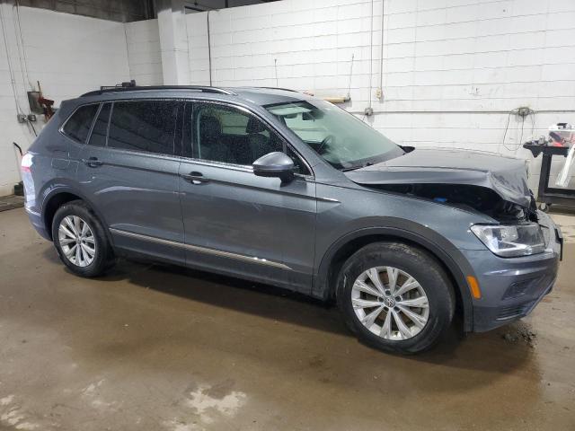 3VV2B7AX0JM058424 - 2018 VOLKSWAGEN TIGUAN SE 灰色 照片 4