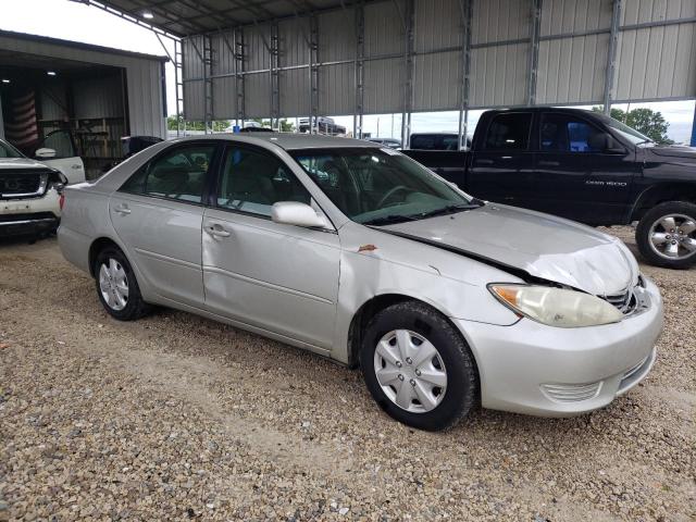 4T1BE32K85U431496 - 2005 TOYOTA CAMRY LE SILVER photo 4