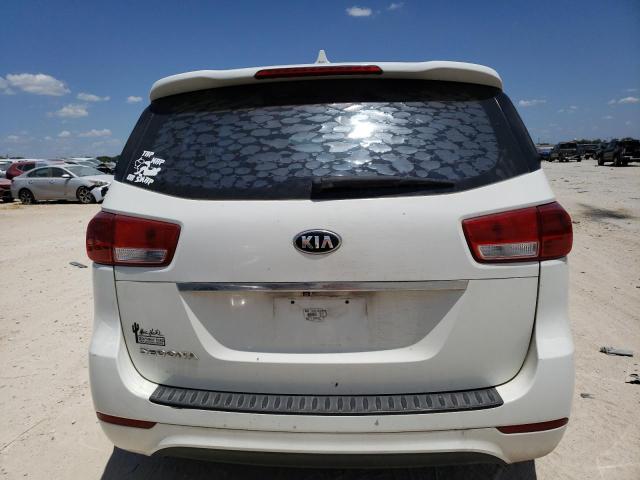 KNDMA5C14G6176041 - 2016 KIA SEDONA L WHITE photo 6