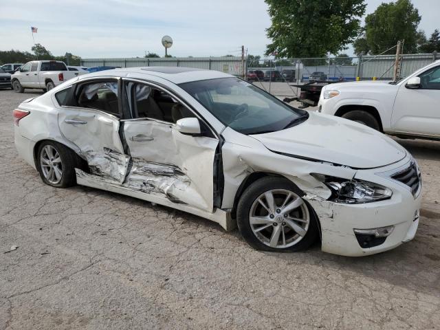 1N4AL3AP4EC413558 - 2014 NISSAN ALTIMA 2.5 WHITE photo 4