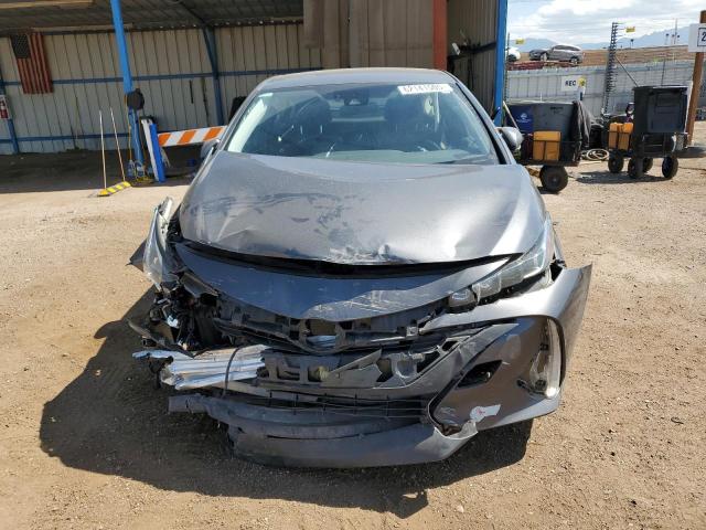 JTDKARFP6J3076191 - 2018 TOYOTA PRIUS PRIM 灰色 照片 5