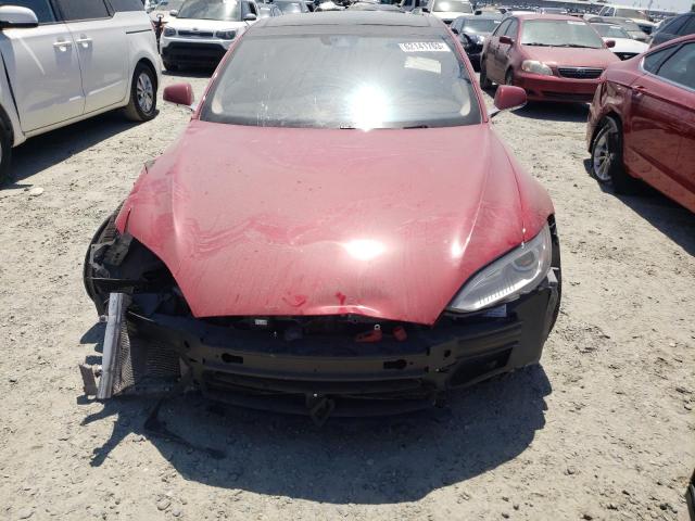 5YJSA1S17FFP76167 - 2015 TESLA MODEL S 70 RED photo 5