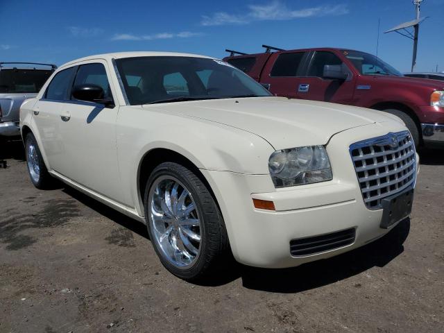 2C3KA43R17H894320 - 2007 CHRYSLER 300 CREAM photo 4