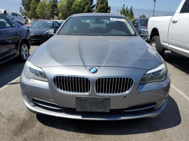WBAFR1C50BC672636 - 2011 BMW 5 SERIES I GRAY photo 5
