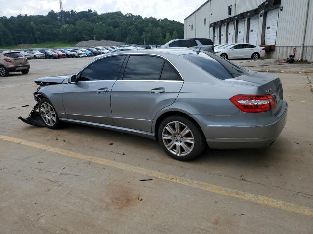 WDDHF8JB1DA769077 - 2013 MERCEDES-BENZ E 350 4MATIC GRAY photo 2