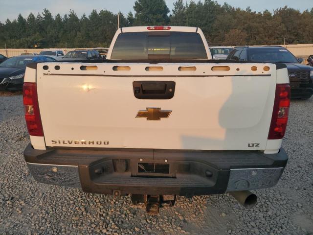 1GC1KYE82BF251484 - 2011 CHEVROLET SILVERADO K2500 HEAVY DUTY LTZ WHITE photo 6