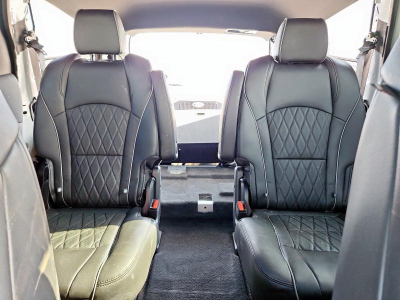 5GAERDKW1RJ120211 - 2024 BUICK ENCLAVE AVENIR WHITE photo 10