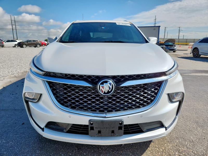 5GAERDKW1RJ120211 - 2024 BUICK ENCLAVE AVENIR WHITE photo 5