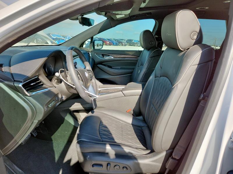 5GAERDKW1RJ120211 - 2024 BUICK ENCLAVE AVENIR WHITE photo 7