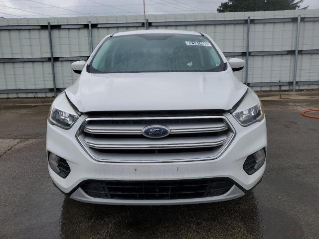 1FMCU9GD7KUB31397 - 2019 FORD ESCAPE SE WHITE photo 5