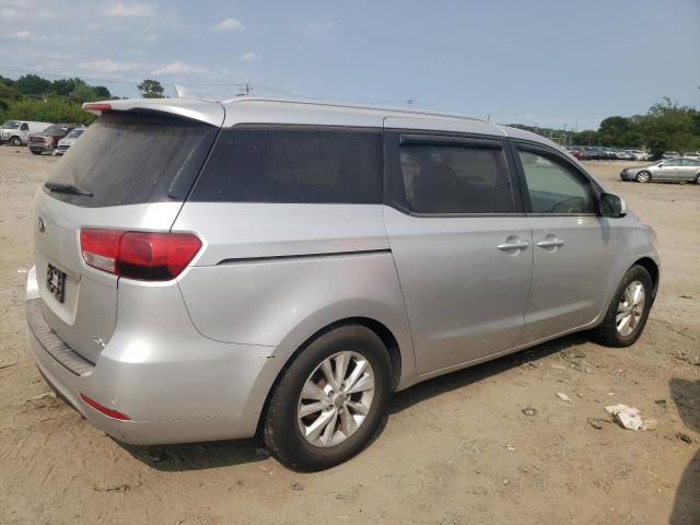 KNDMB5C19G6163217 - 2016 KIA SEDONA LX SILVER photo 3