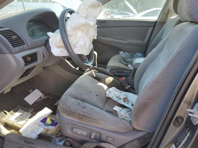 4T1BE32K44U812034 - 2004 TOYOTA CAMRY LE GRAY photo 7