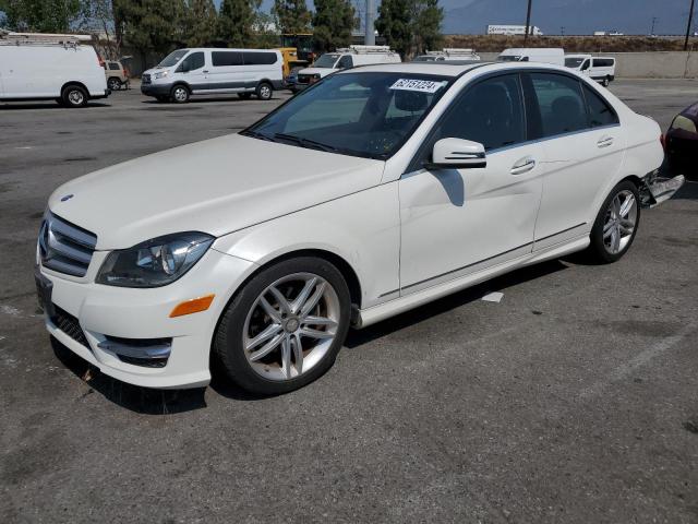 WDDGF4HB1DR270596 - 2013 MERCEDES-BENZ C 250 WHITE photo 1