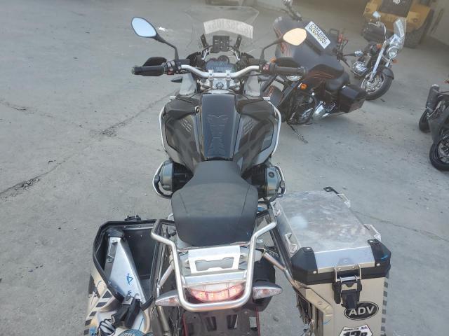 WB10A1205HZ667280 - 2017 BMW R1200 GS ADVENTURE BLACK photo 6