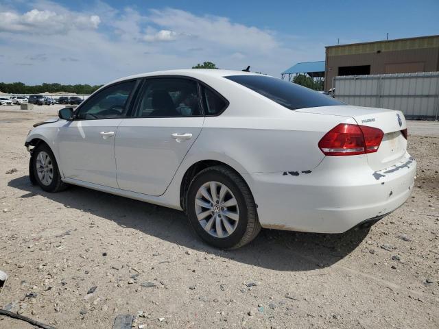 1VWAH7A30DC115567 - 2013 VOLKSWAGEN PASSAT S WHITE photo 2