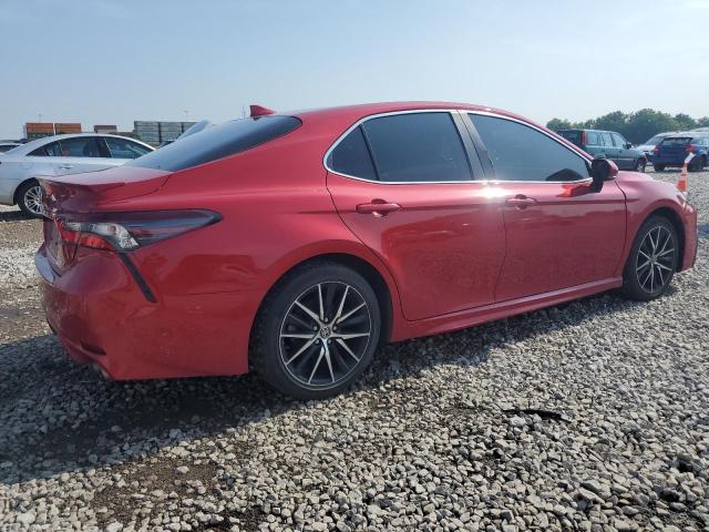 4T1S11AK6PU119603 - 2023 TOYOTA CAMRY SE NIGHT SHADE RED photo 3