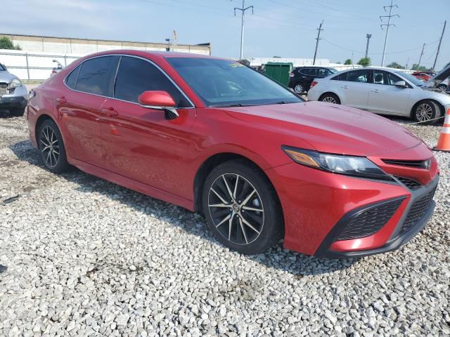 4T1S11AK6PU119603 - 2023 TOYOTA CAMRY SE NIGHT SHADE RED photo 4