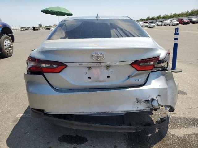 4T1C11AKXRU248726 - 2024 TOYOTA CAMRY LE SILVER photo 6