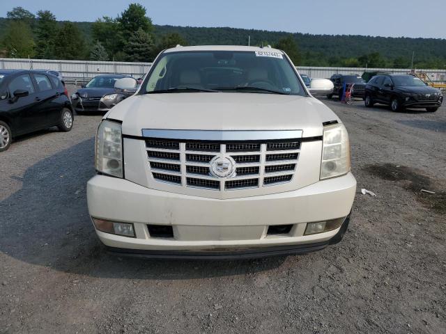 1GYFK66888R171617 - 2008 CADILLAC ESCALADE ESV WHITE photo 5