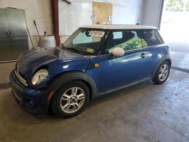 2013 MINI COOPER, 