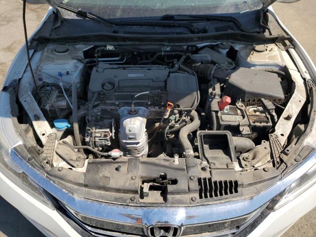 1HGCR2F3XHA093276 - 2017 HONDA ACCORD LX WHITE photo 11