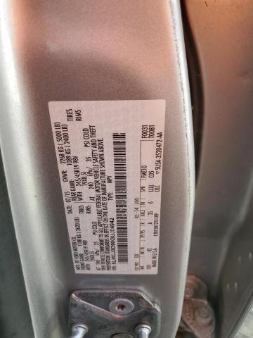 5LMCJ3D90GUJ04942 - 2016 LINCOLN MKC RESERVE 银色 照片 13