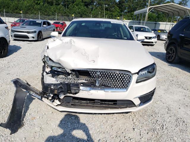 3LN6L5E91HR626637 - 2017 LINCOLN MKZ RESERVE WHITE photo 5